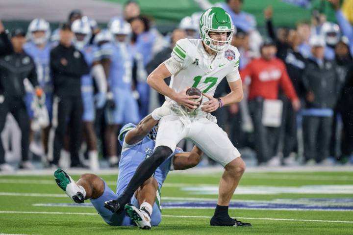 Tulane tops North Texas 34-21 in American Conference title game for a likely CFP bid