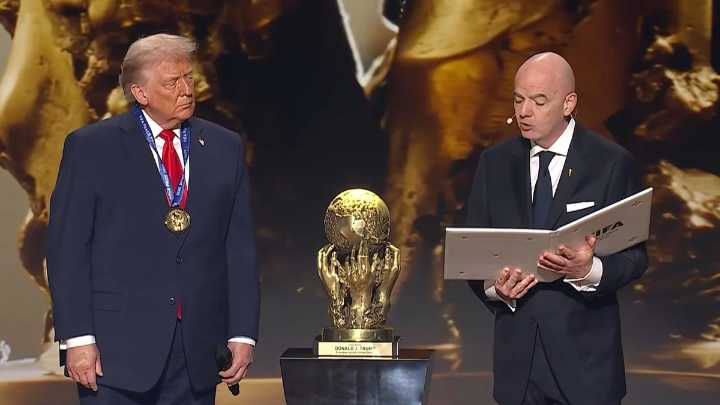 FIFA premió a Donald Trump con el primer galardón "FIFA Paz"