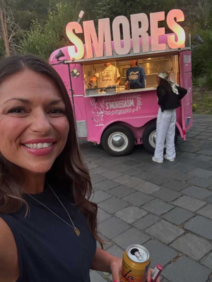 The Bachelorette’s DeAnna Pappas Reflects on ‘Torturous’ Year