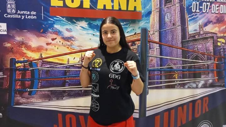 La púgil leonesa Ana Rodríguez en semifinales del Campeonato de España representando a León