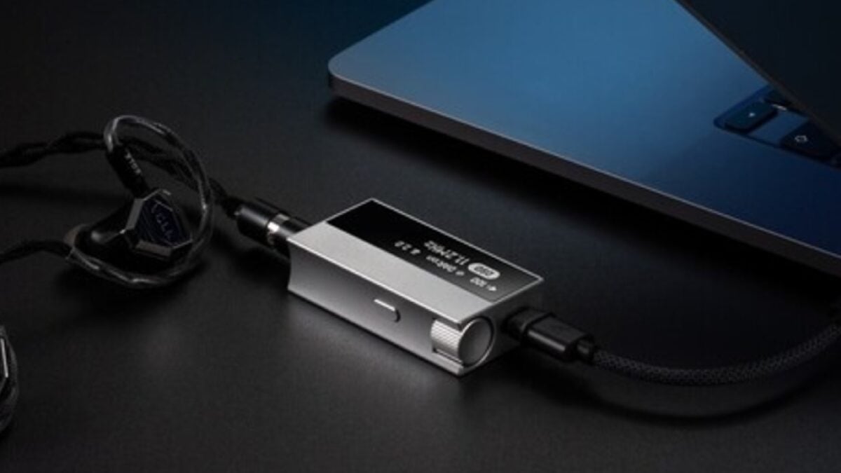 Wired Earbuds Are Making Phone Dongles a Good Thing