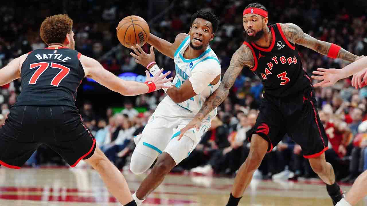 Sluggish Raptors can’t keep up with Hornets in blowout loss
