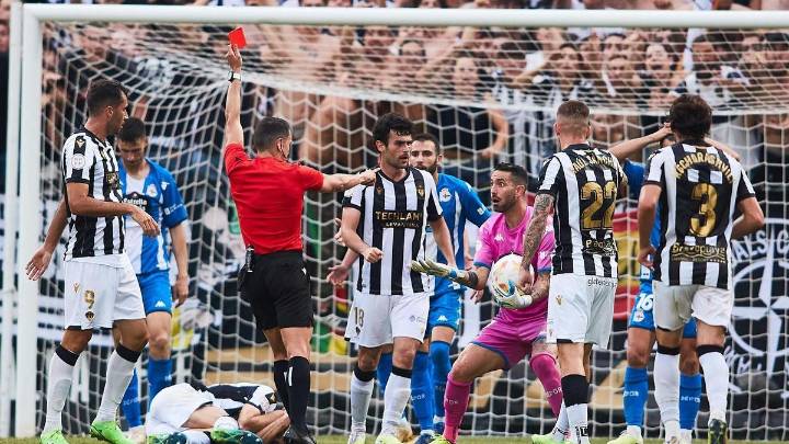 De fallar un penalti crítico a resucitar al Castellón varias veces