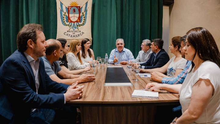 Jalil convocó a legisladores para analizar la posible convocatoria a sesiones extraordinarias