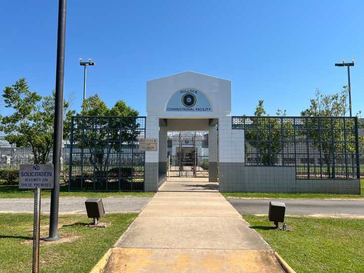 Alabama prison activist on third week of hunger strike