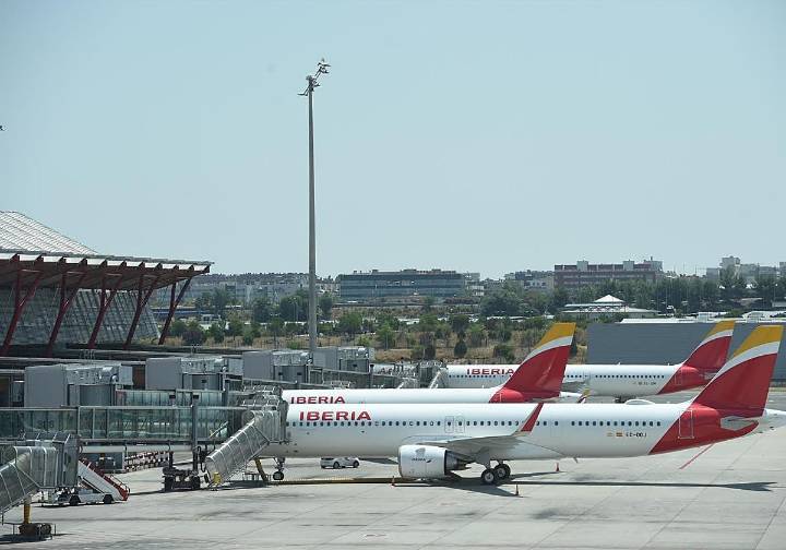 Los aeropuertos rozan los 300 millones de pasajeros hasta noviembre, un 4% más