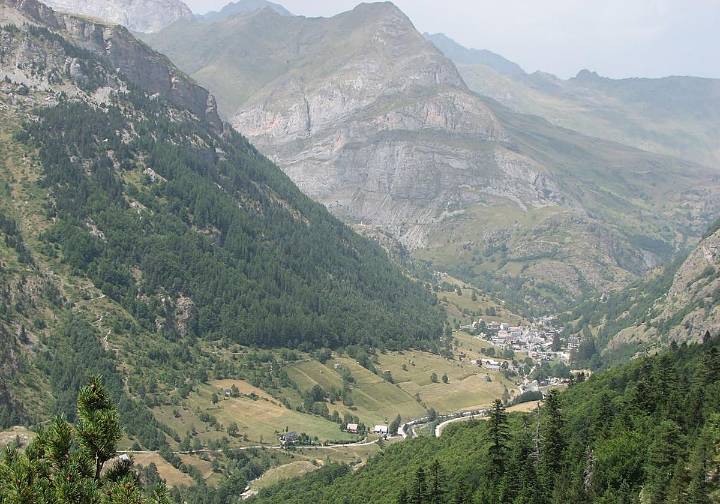 Mueren cuatro personas en un accidente de avioneta en los Pirineos franceses