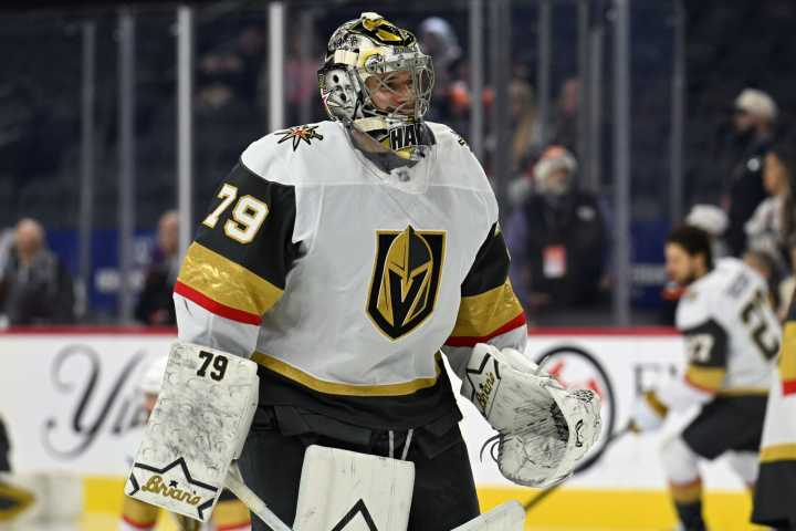 Mark Stone scores a pair as Golden Knights edge Flyers in OT - The Rink Live | Coverage of youth, junior, high school and college hockey