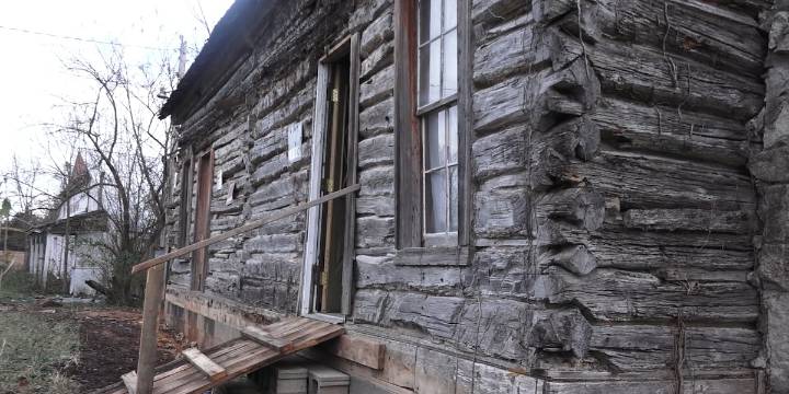 Laclede County group works to save pre-Civil War cabin with Route 66 ties