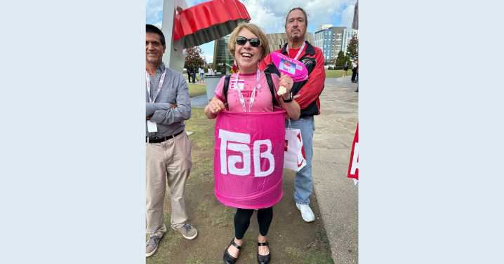 Tab superfans petition Coca-Cola to bring back soda