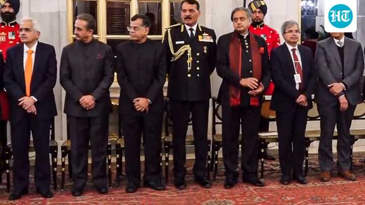 'Engaging atmosphere reigned': Tharoor after President’s dinner for Putin