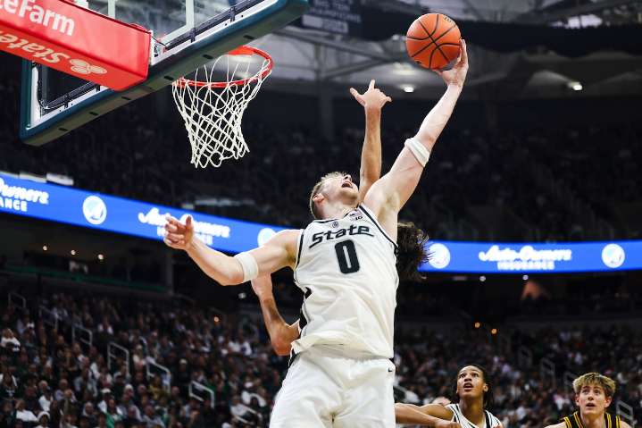 Overheard in Michigan State’s locker room: Not phony and a sprained wrist