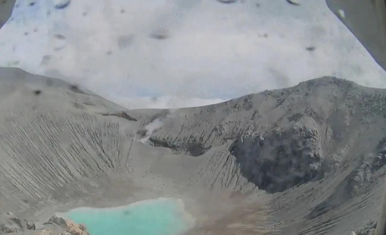 Temblores, fumarolas, y ceniza: el Puracé sigue en alerta naranja