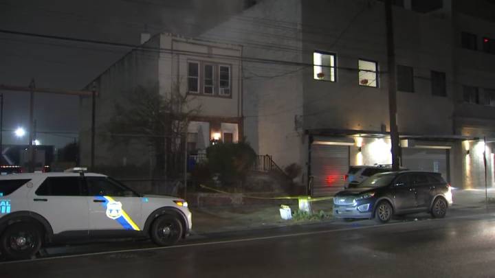 Man shoots woman in Philadelphia apartment before taking own life