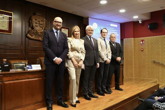 La Abogacía reivindica en Murcia la importancia de la atención letrada presencial en prisión