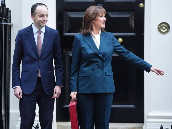 Treasury minister: inquiry into pre-Budget leaks under way