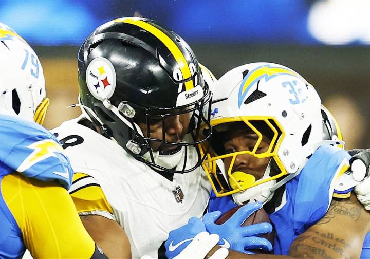 Steelers rookie Derrick Harmon will miss Ravens game with knee injury