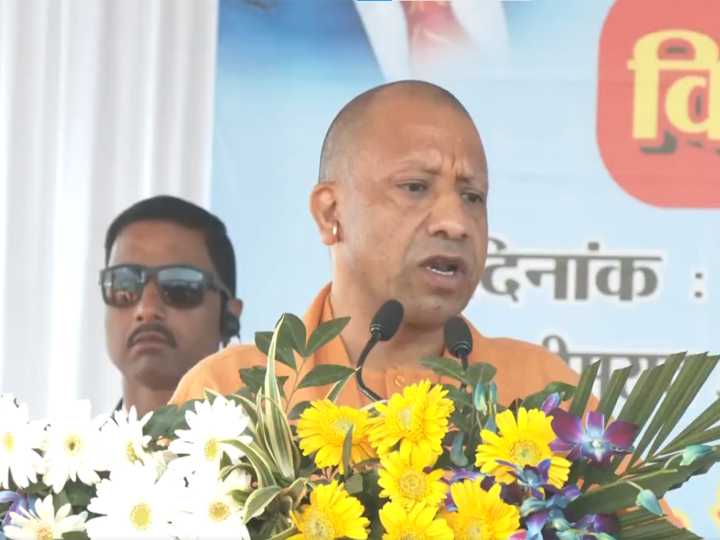Yogi pays tribute to BR Ambedkar on his death anniversary
