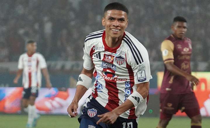 Junior goleó a Tolima y sueña con la estrella