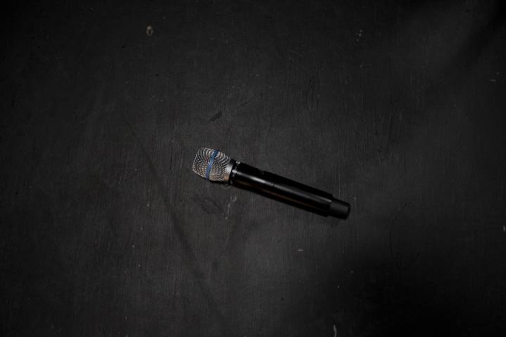 Comedy legend dies at 87, leaves behind six