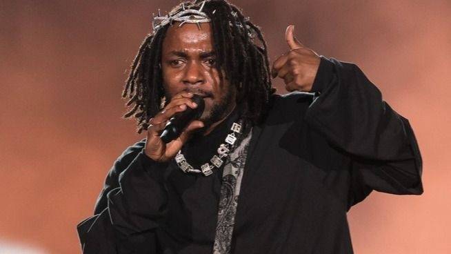 De cuánto es la fortuna de Kendrick Lamar, el rapero que esta entre los 10 artistas globales del Spotify Wrapped 2025
