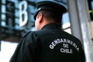 Funcionarios penitenciarios denuncian agresión de dirigente de Gendarmería