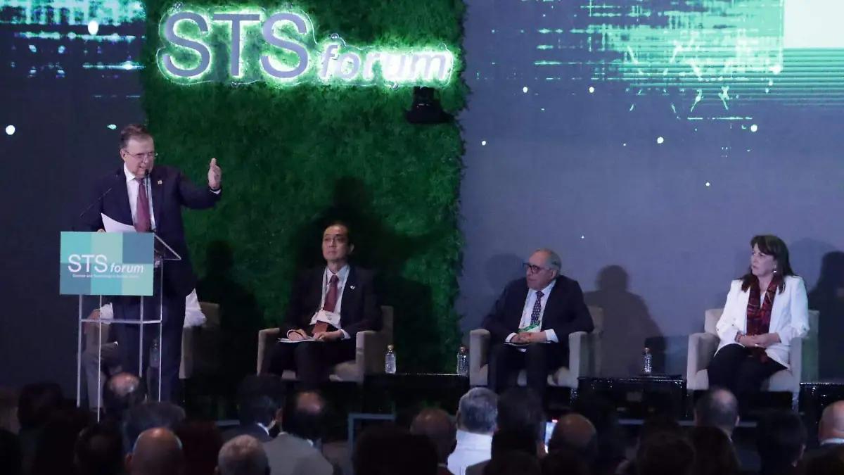 Marcelo Ebrard inaugura STS Forum 2025 y apuesta por la diplomacia científica regional