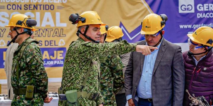 Denuncian manejos ilícitos al interior del Departamento de Control de Comercio de Armas, Municiones y Explosivos de Colombia