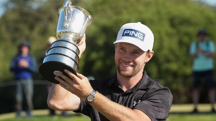 Rasmus Neergaard-Petersen denies home favorite Cam Smith to win the Australian Open