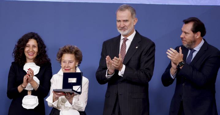 El Rey destaca a la empresa palentina Gullón como ejemplo de alcance global de la España vaciada