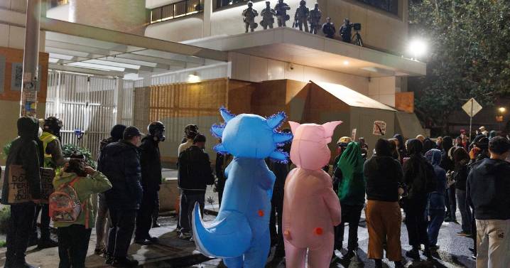 Job Listings Indicate “Notional” Plans for ICE Detention Facility in Portland