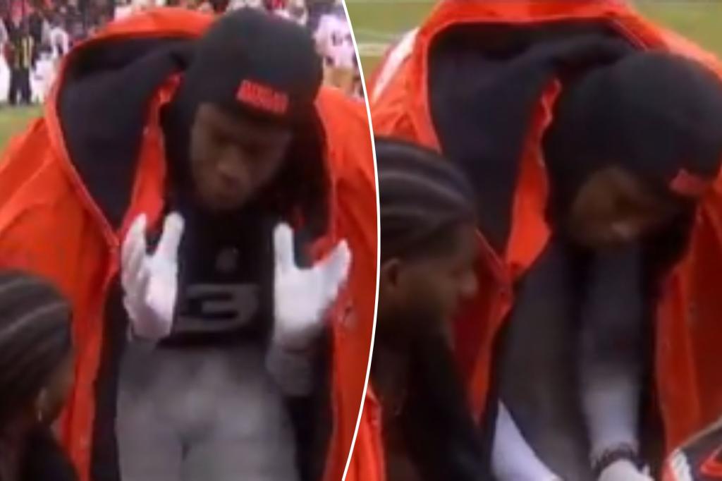 Shedeur Sanders, Jerry Jeudy get animated in sideline conversation