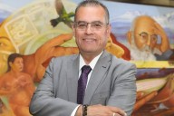 Renuncia Ariel Juárez tras escándalo en plaza comercial de Metepec