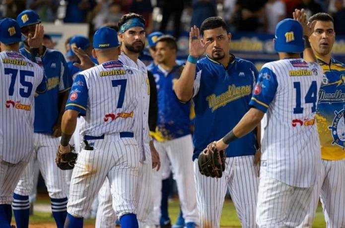 Magallanes y Caribes se enfrentan en el estado Táchira