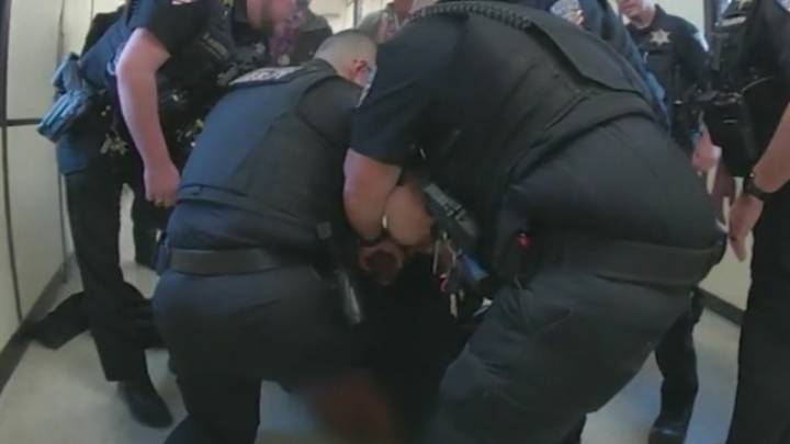 Woman attempts to kidnap child at Oklahoma courthouse