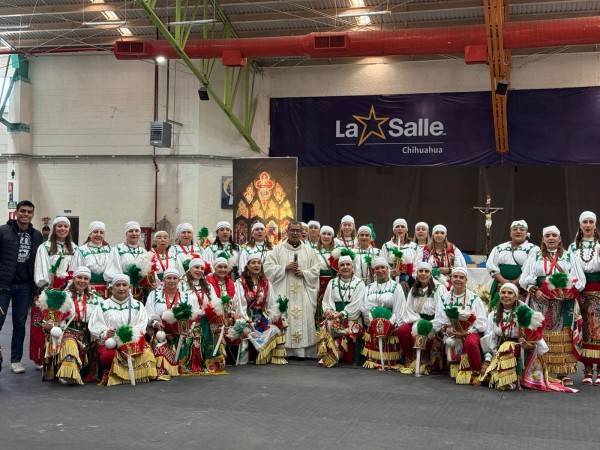Celebra Instituto La Salle Chihuahua a la Virgen de Guadalupe