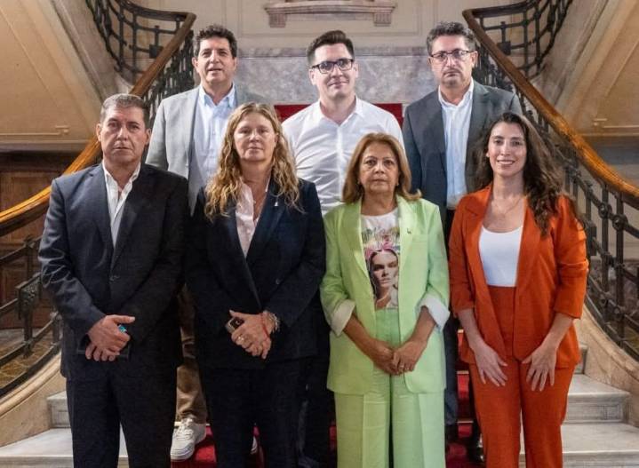 Avanza el diálogo por los fondos adeudados: Nación y representantes riojanos retomaron negociaciones