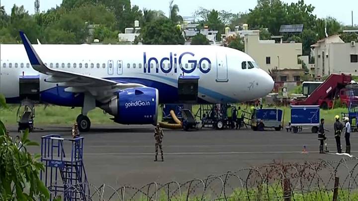 Chaos in the Skies: IndiGo flights disrupted at Jaipur airport again