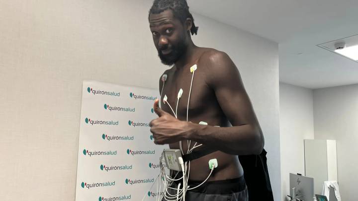 Khalifa Koumadje supera el reconocimiento médico con el Casademont