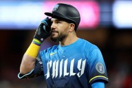 Phillies’ Kyle Schwarber Receives 4-Year Offer From Surprising Team: Report