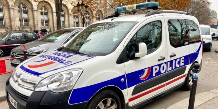 Una niñera será juzgada en Francia por envenenar a padres judíos con productos de limpieza