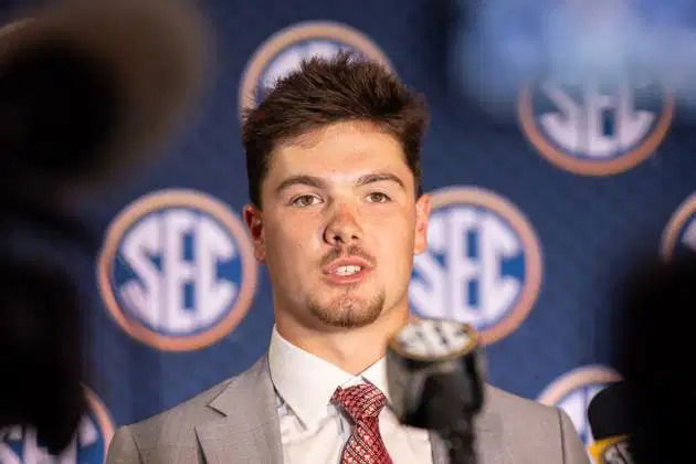 Jackson Arnold to Enter Transfer Portal After Hugh Freeze’s Public Reference to Him in Firing Remarks