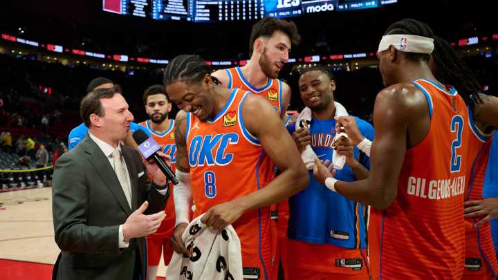 How Thunder keeps 'figuring out' ways to win during historic start