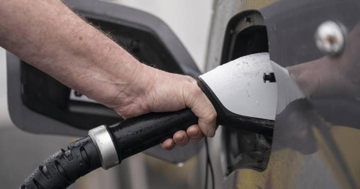 New electric car market suffers smallest growth since December 2023