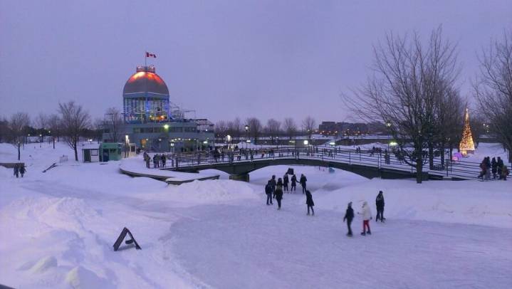 Mennonite Woman Refuses to Do Her Christmas Shopping Until There's Snow on the Ground