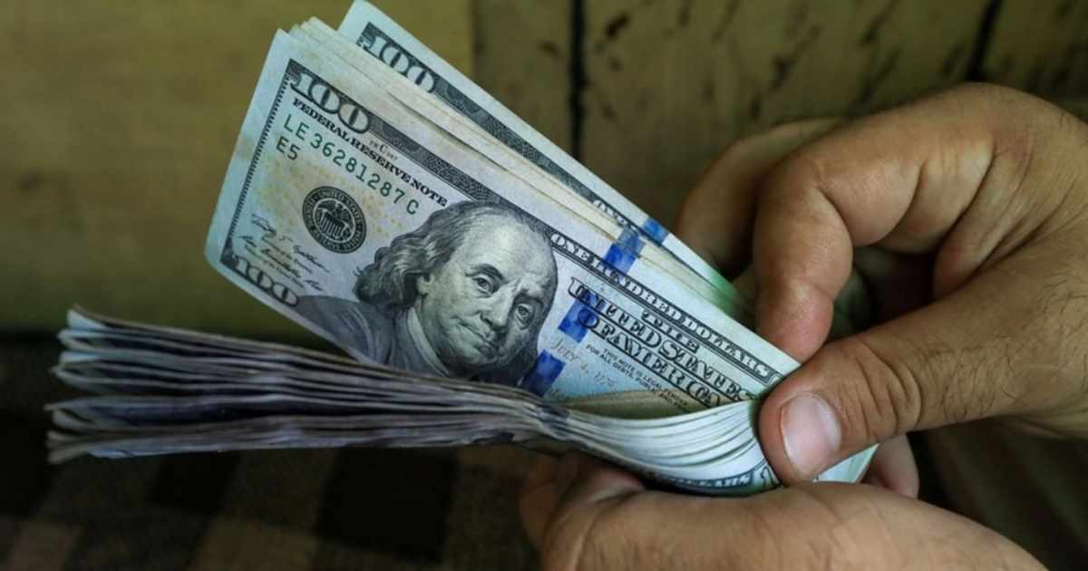 Dólar oficial y blue del miércoles 10 de diciembre 2025: precios y brecha cambiaria en detalle