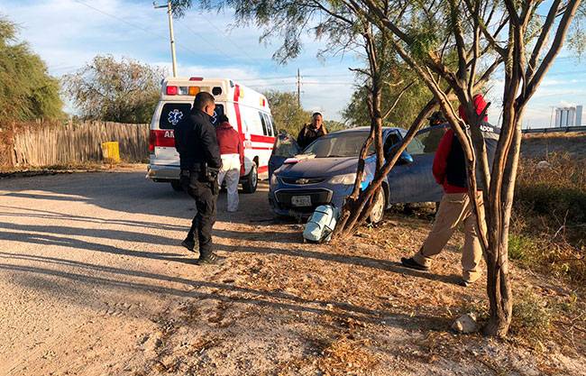 Se accidenta conductora cuando se dirigía a la universidad en Piedras Negras