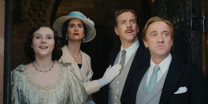 Movie Review: Fackham Hall