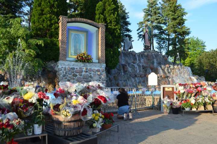 Iglesia católica quiere a ICE fuera de la peregrinación al Santuario de Guadalupe en Des Plaines