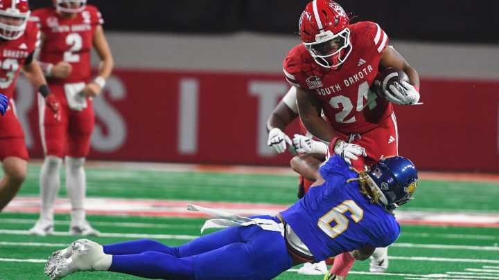 South Dakota football falls to Montana in FCS quarterfinals